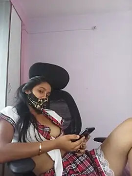 Snapshot of saiyaarax chatting on June 2026 04:12:02 AM saiyaarax online show from June 2026 04:12:02 AM