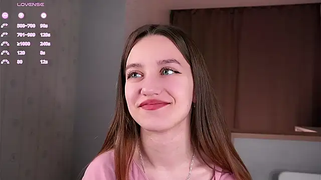 sinfulThea online show from May 2026 12:41:01 PM