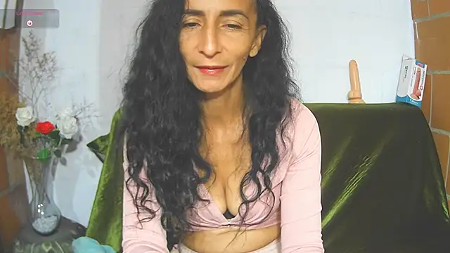 SamanttaLopez online show from June 2026 10:49:02 AM