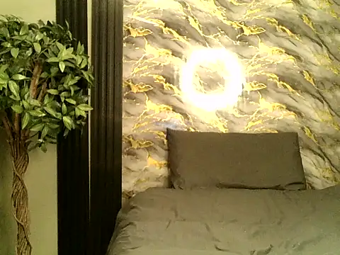 FreakyBUNNYWORXXX online show from April 2026 05:36:01 PM