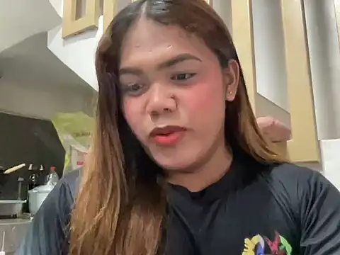 Snapshot of yourhotwild_bella chatting on April 2026 06:15:02 AM yourhotwild bella online show from April 2026 06:15:02 AM