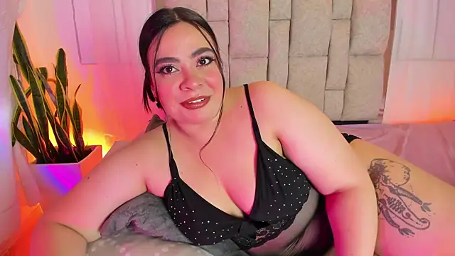 CatalinaReyexxx online show from April 2026 11:28:02 AM