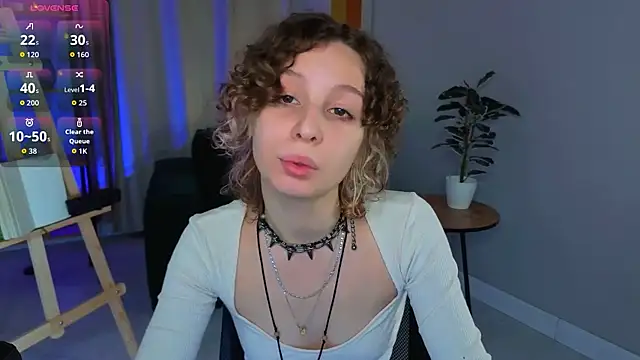 Snapshot of miasun_shine chatting on April 2026 05:46:01 AM miasun shine online show from April 2026 05:46:01 AM