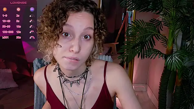 Snapshot of miasun_shine chatting on April 2026 05:30:01 AM miasun shine online show from April 2026 05:30:01 AM