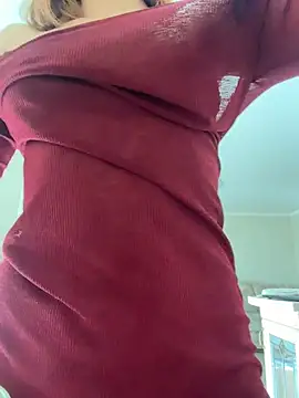 Snapshot of AriaPureTemptation chatting on May 2026 02:33:02 AM AriaPureTemptation online show from May 2026 02:33:02 AM