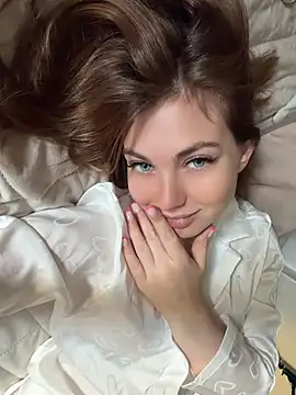 Snapshot of AriaPureTemptation chatting on June 2026 11:49:01 AM AriaPureTemptation online show from June 2026 11:49:01 AM