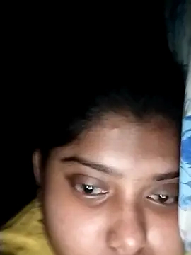 dreamdollx online show from April 2026 08:37:02 PM