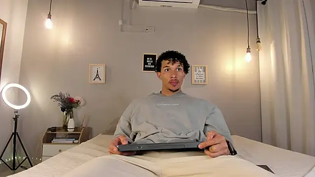 dominik drake online show from April 2026 12:41:01 PM