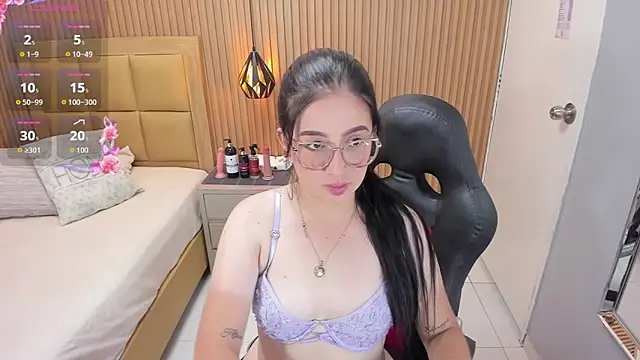 SAMANTHAFIORE2 online show from May 2026 07:39:01 PM
