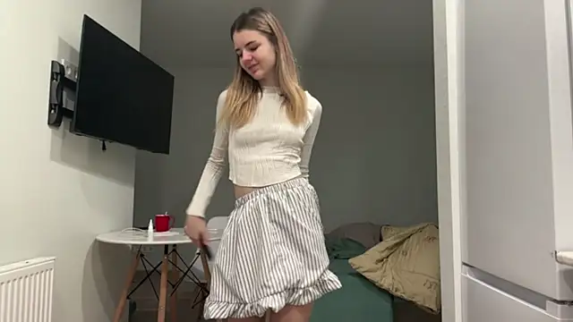 Peachy keens online show from April 2026 04:46:02 PM