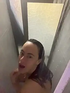 Snapshot of bella_stowgn chatting on April 2026 03:49:01 PM bella stowgn online show from April 2026 03:49:01 PM