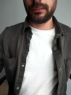 Snapshot of hartboy41 chatting on April 2026 11:33:01 AM hartboy41 online show from April 2026 11:33:01 AM