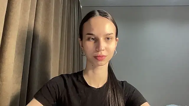 sparkmuse online show from April 2026 08:48:01 PM