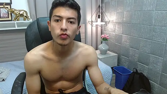 Snapshot of CaballeroNocturno_ chatting on April 2026 04:49:01 AM CaballeroNocturno online show from April 2026 04:49:01 AM