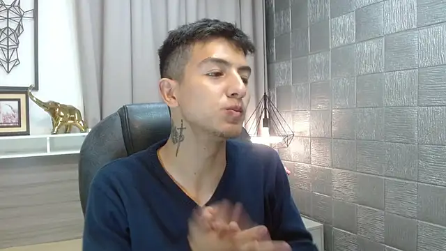 Snapshot of CaballeroNocturno_ chatting on April 2026 03:19:02 AM CaballeroNocturno online show from April 2026 03:19:02 AM