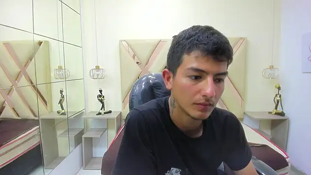 Snapshot of CaballeroNocturno_ chatting on April 2026 04:35:01 AM CaballeroNocturno online show from April 2026 04:35:01 AM