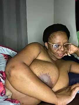 BoobsQueeen online show from July 2026 03:52:02 PM