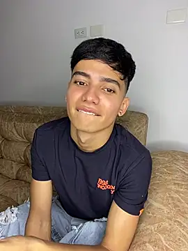 Snapshot of Miguelponce01 chatting on July 2026 11:56:01 PM Miguelponce01 online show from July 2026 11:56:01 PM