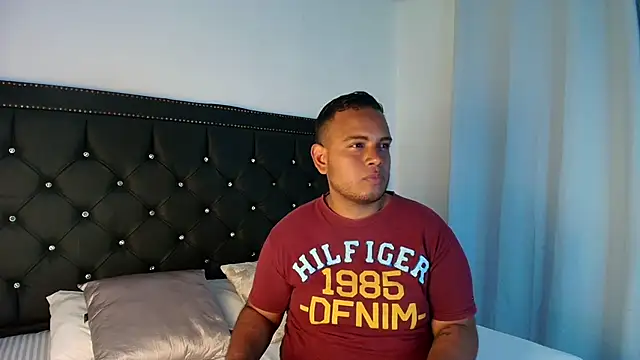 Jay Dusk online show from April 2026 03:35:01 AM