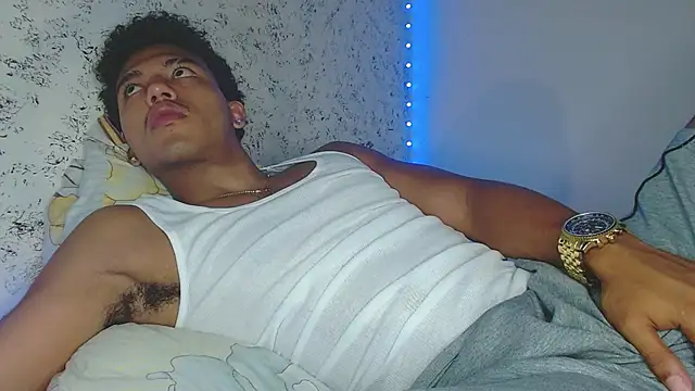 tonydesire  online show from April 2026 10:12:02 PM