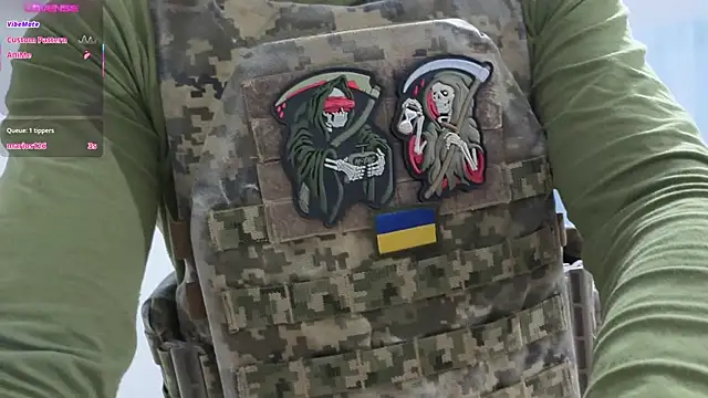 iceiceice69 online show from April 2026 08:37:02 PM