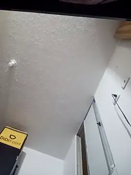 miguellccadena online show from April 2026 05:11:02 AM