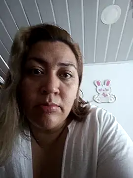 Amalianoir online show from March 2026 02:52:01 PM