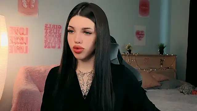 molly rettyy online show from May 2026 04:38:01 AM