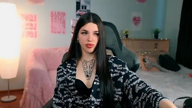 molly rettyy online show from May 2026 04:32:02 AM