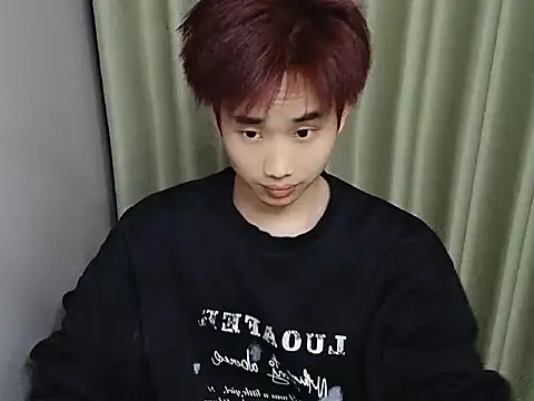 Snapshot of M888AO chatting on April 2026 12:28:01 PM M888AO online show from April 2026 12:28:01 PM