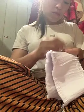 Sunny-smile1 online show from April 2026 01:08:01 AM