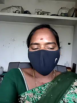 Snapshot of Tamil_Sangeetha chatting on April 2026 06:41:02 AM Tamil Sangeetha online show from April 2026 06:41:02 AM