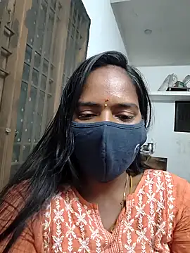 Snapshot of Tamil_Sangeetha chatting on April 2026 01:17:02 PM Tamil Sangeetha online show from April 2026 01:17:02 PM