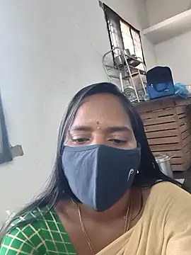 Snapshot of Tamil_Sangeetha chatting on April 2026 05:53:02 AM Tamil Sangeetha online show from April 2026 05:53:02 AM