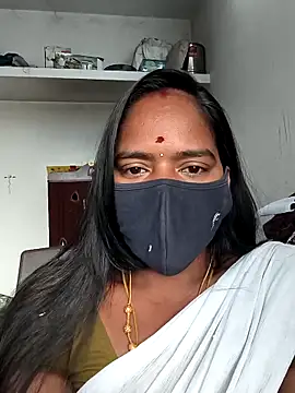 Snapshot of Tamil_Sangeetha chatting on April 2026 01:53:02 AM Tamil Sangeetha online show from April 2026 01:53:02 AM