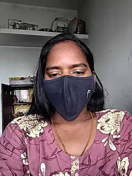 Snapshot of Tamil_Sangeetha chatting on April 2026 03:18:02 AM Tamil Sangeetha online show from April 2026 03:18:02 AM