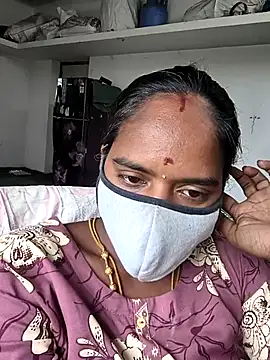 Snapshot of Tamil_Sangeetha chatting on April 2026 04:29:02 AM Tamil Sangeetha online show from April 2026 04:29:02 AM