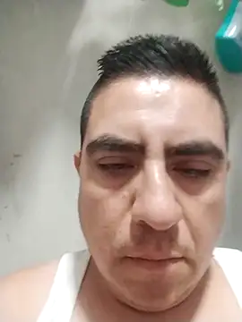 Snapshot of Manuel3910 chatting on May 2026 04:20:01 AM Manuel3910 online show from May 2026 04:20:01 AM