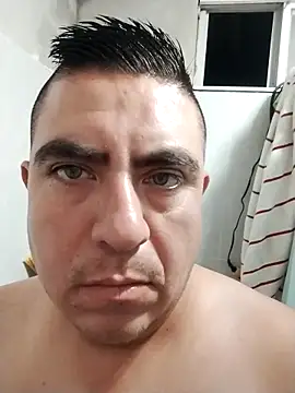 Snapshot of Manuel3910 chatting on May 2026 05:58:01 AM Manuel3910 online show from May 2026 05:58:01 AM