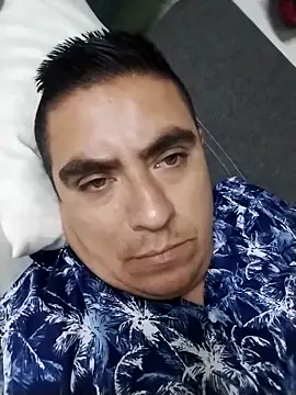Snapshot of Manuel3910 chatting on May 2026 05:20:02 AM Manuel3910 online show from May 2026 05:20:02 AM