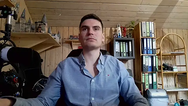 Dom-Lord  online show from April 2026 07:37:01 AM