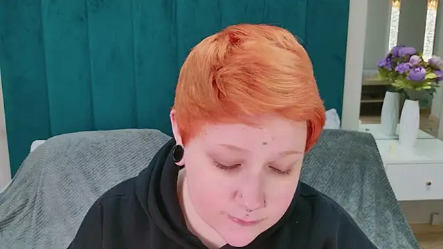 Edna Davis online show from April 2026 07:33:02 AM