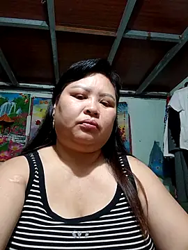 Snapshot of Monglan-c chatting on April 2026 09:55:01 AM Monglan-c online show from April 2026 09:55:01 AM