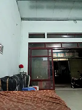 Snapshot of Monglan-c chatting on April 2026 03:30:02 PM Monglan-c online show from April 2026 03:30:02 PM