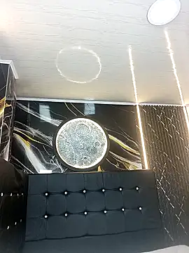 Snapshot of Lola_Starr chatting on April 2026 05:08:02 AM Lola Starr online show from April 2026 05:08:02 AM