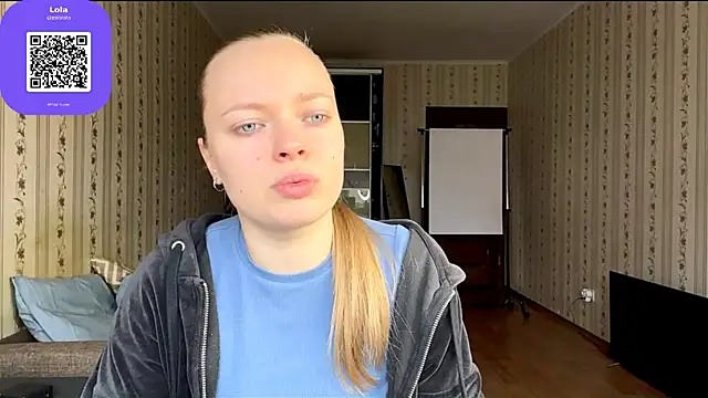 LolaZola online show from April 2026 07:49:02 AM