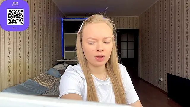 LolaZola online show from April 2026 08:05:02 AM