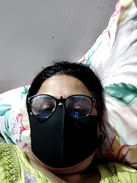 Snapshot of purvi46 chatting on May 2026 04:43:01 PM purvi46 online show from May 2026 04:43:01 PM