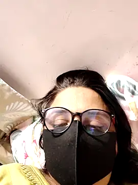 purvi46 online show from April 2026 04:21:01 PM