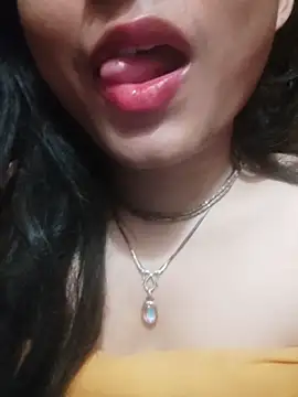 SweetTsAngel online show from April 2026 03:35:02 PM